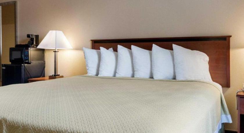 Hotel Rodeway Junction
