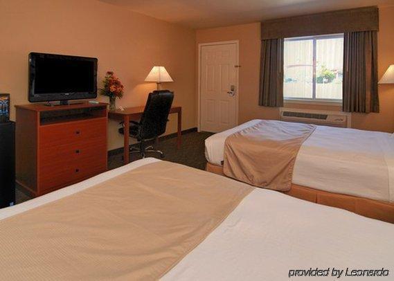 Hotel Rodeway 2*