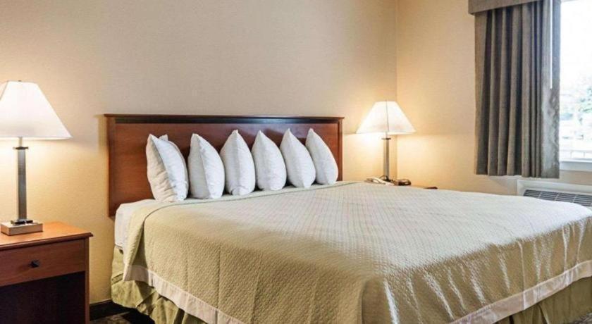Hotel Rodeway 2*